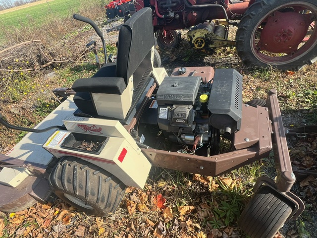 720K Grasshopper mower